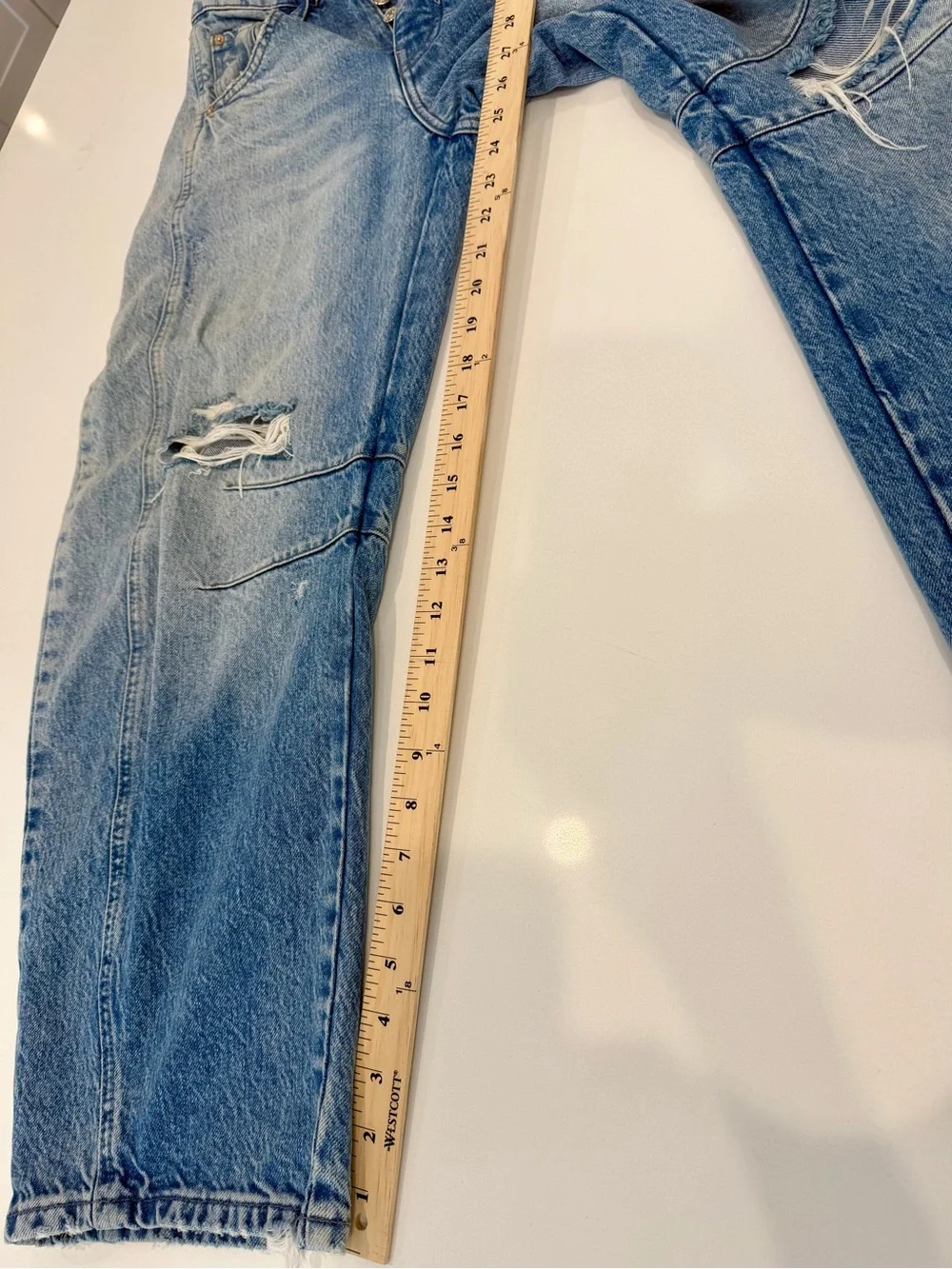 Women’s Lucky You Mid Rise Barrel Distressed Light Blue Denim Jeans - Picture 7 of 8